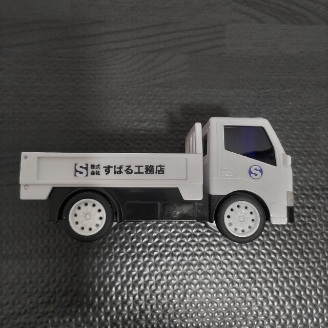 JAF レッカー車 トラック付き　約13.5cm キッズ/ベビー/マタニティのおもちゃ(電車のおもちゃ/車)の商品写真