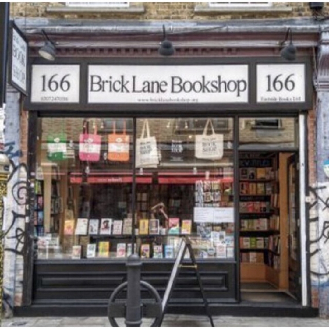 ★ロンドン発★Brick Lane Bookshopブリックレーン バッグ A4 レディースのバッグ(トートバッグ)の商品写真