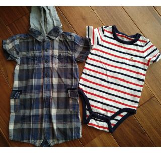 ベビーギャップ(babyGAP)のBabyGap　ロンパース　半袖　サイズ80〜90(ロンパース)