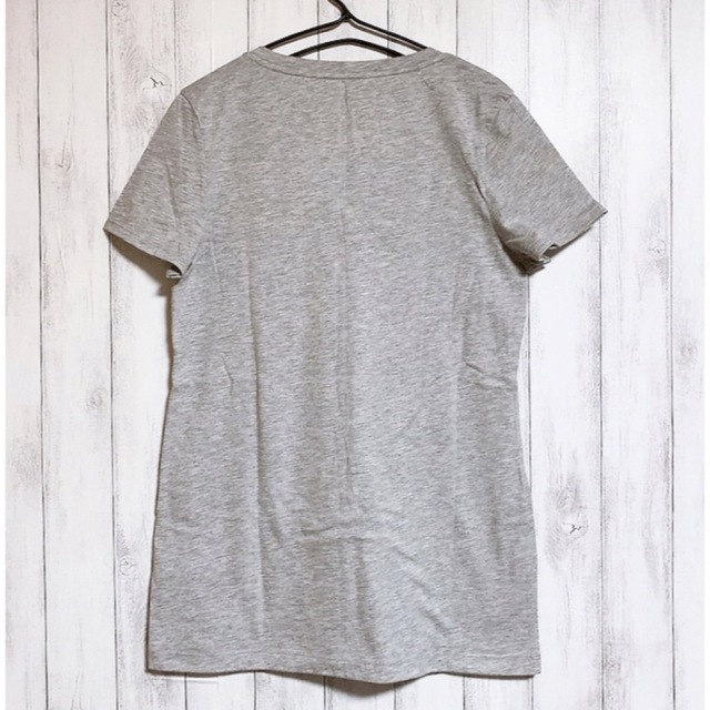 GIORDANO(ジョルダーノ)の[新品未使用] GIORDANO Vネック半袖Tシャツ2枚セット レディースのトップス(Tシャツ(半袖/袖なし))の商品写真