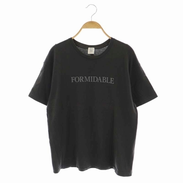 IENA(イエナ)のイエナ ロゴプリントTシャツ カットソー 半袖 クルーネック チャコールグレー レディースのトップス(Tシャツ(半袖/袖なし))の商品写真