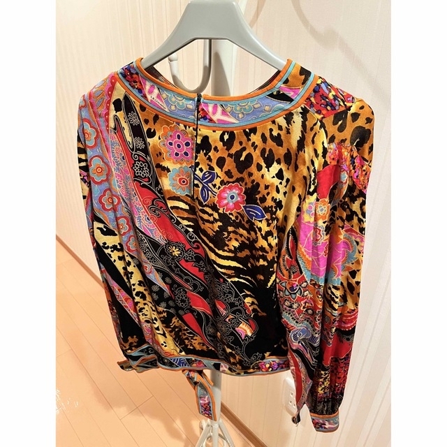 売切り特価 【廃番 / 美品】LEONARD (レオナール) シルク ブラウス M