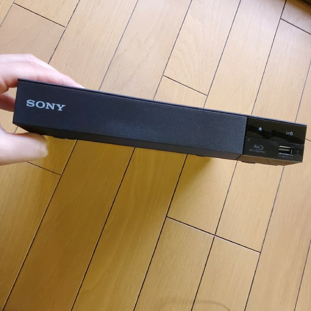 SONY(ソニー)のSONY ブルーレイディスク™/DVDプレイヤー 説明書 リモコン付き ソニー スマホ/家電/カメラのテレビ/映像機器(ブルーレイプレイヤー)の商品写真