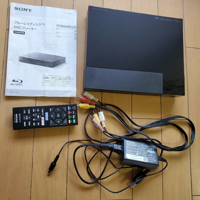 SONY(ソニー)のSONY ブルーレイディスク™/DVDプレイヤー 説明書 リモコン付き ソニー スマホ/家電/カメラのテレビ/映像機器(ブルーレイプレイヤー)の商品写真