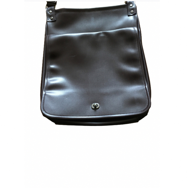 PAR ICI(パーリッシィ)のA4 カバン　肩かけ　ブラウン レディースのバッグ(ショルダーバッグ)の商品写真