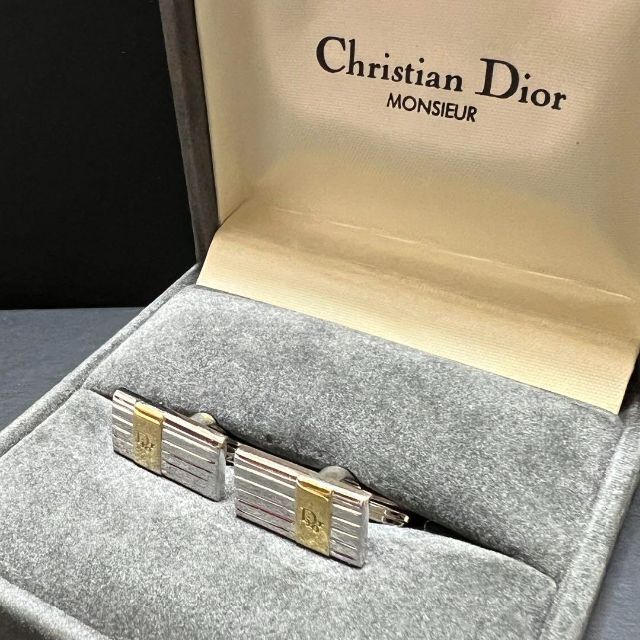 Christian Dior(クリスチャンディオール)のクリスチャンディオール　カフリンクス　シルバー×ゴールド　上品 メンズのファッション小物(カフリンクス)の商品写真