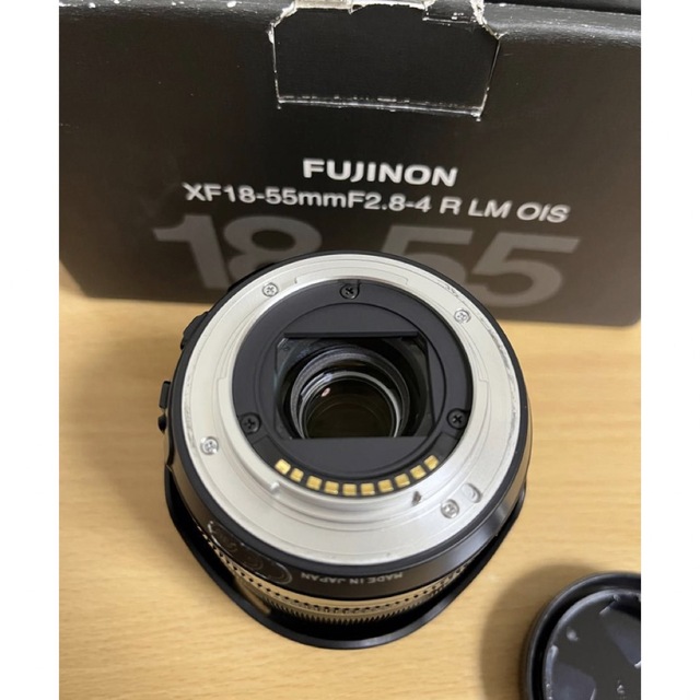 富士フイルム(フジフイルム)のFUJIFILM XF 18-55mm f:2.8-4.0 R LM OIS  スマホ/家電/カメラのカメラ(レンズ(ズーム))の商品写真
