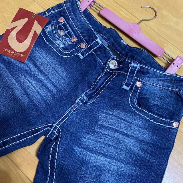 True Religion(トゥルーレリジョン)の【訳あり新品タグ付】TRUE RELIGION ストレッチデニム レディースのパンツ(デニム/ジーンズ)の商品写真