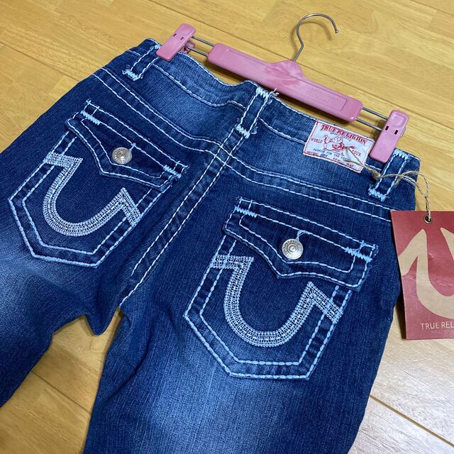 True Religion(トゥルーレリジョン)の【訳あり新品タグ付】TRUE RELIGION ストレッチデニム レディースのパンツ(デニム/ジーンズ)の商品写真