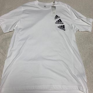 アディダス(adidas)の新品タグ付き　adidas Tシャツ　ロゴ　ホワイト　大きめ(Tシャツ/カットソー(半袖/袖なし))