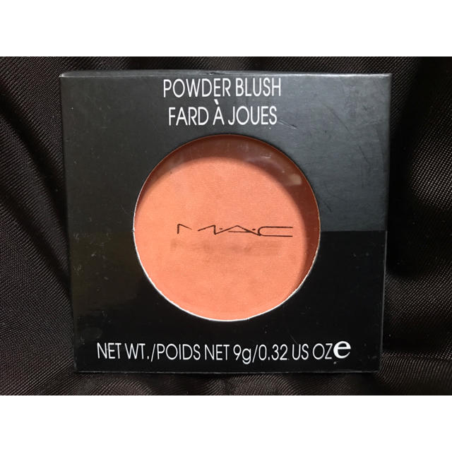 人気商品は MAC レッド オレンジ