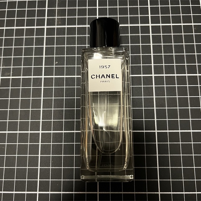 CHANEL 1957 レ ゼクスクルジフ ドゥ シャネル オードゥ パルファム