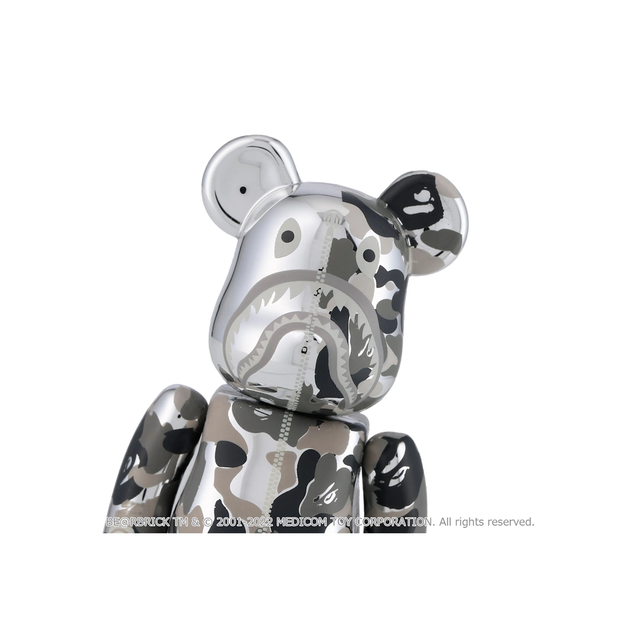 A BATHING APE - 新品 BAPE BE@RBRICK CAMO SHARK SILVER A BATHING APE - 新品 BAPE BE@RBRICK CAMO SHARK SILVER