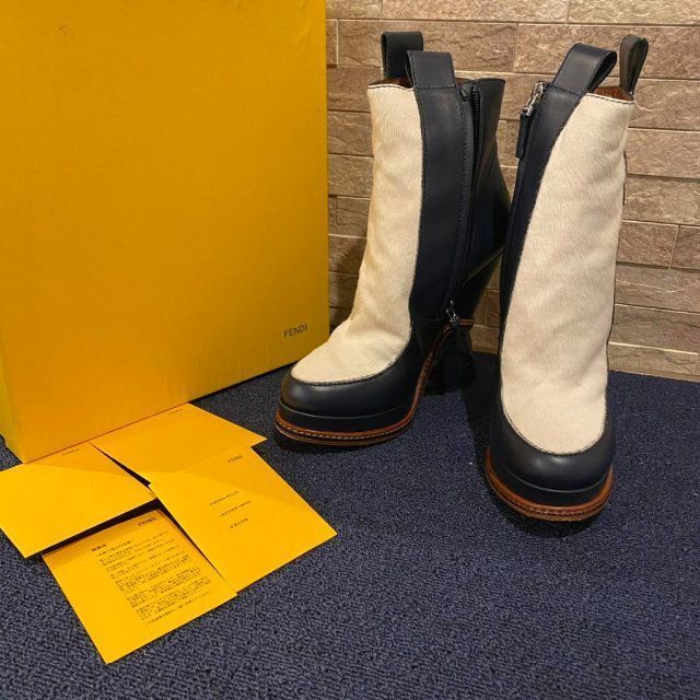 特別オファー FENDI 限定品 箱付き - FENDI フェンディ ローマンレザー