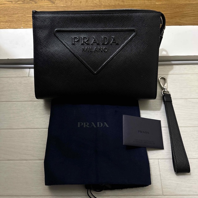 人気定番SALE PRADA プラダ レア サフィアーノレザー クラッチ 美品