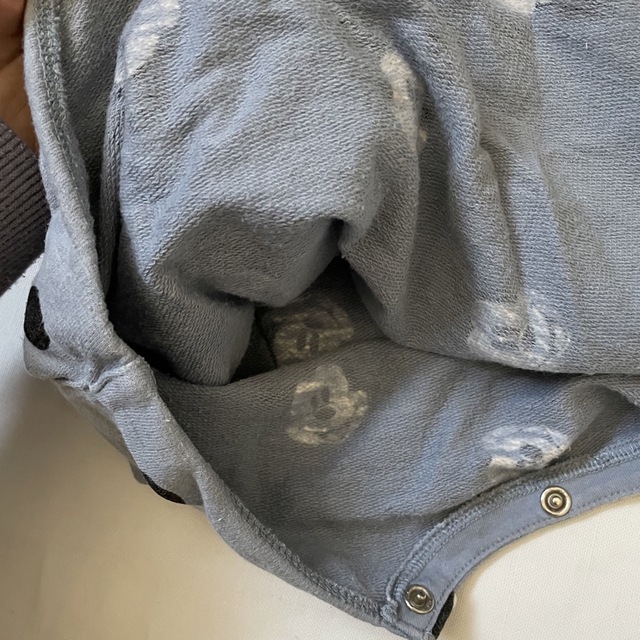 H&M(エイチアンドエム)のサロペット キッズ/ベビー/マタニティのベビー服(~85cm)(ロンパース)の商品写真