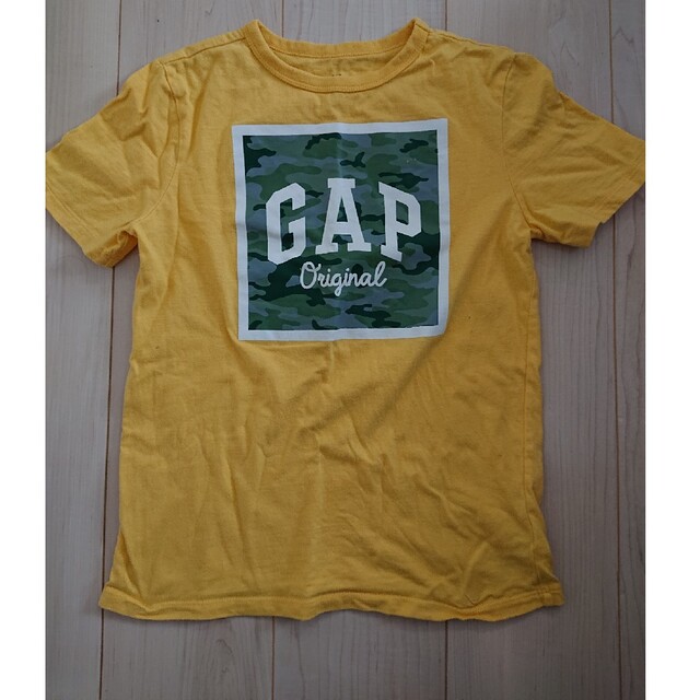 GAP(ギャップ)のGAP 130cm 半袖 キッズ/ベビー/マタニティのキッズ服男の子用(90cm~)(Tシャツ/カットソー)の商品写真