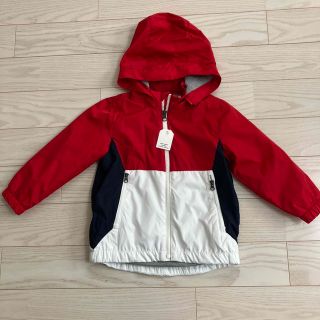 ベビーギャップ(babyGAP)のbabyGAP ベビー　ギャップ　アウター　新品未使用　4years 105cm(ジャケット/上着)