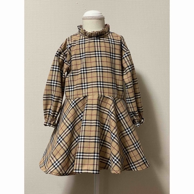 ハンドメイド　フレアワンピース　100cm 〜110cm キッズ/ベビー/マタニティのキッズ服女の子用(90cm~)(ワンピース)の商品写真