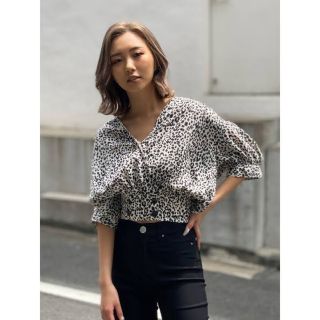 アンビー(ENVYM)の【 ENVYM⠀】美品★シャツ・ブラウス 送料負担します(シャツ/ブラウス(半袖/袖なし))