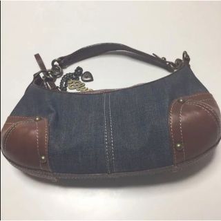 バーバリーブルーレーベル(BURBERRY BLUE LABEL)のバーバリー　ブルーレーベル ショルダーバッグ(ショルダーバッグ)