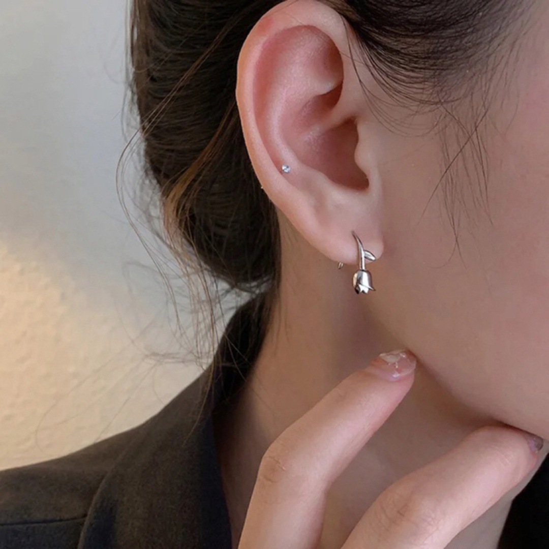 Lochie(ロキエ)の✿ Vintage retro silver tulip pierce レディースのアクセサリー(ピアス)の商品写真