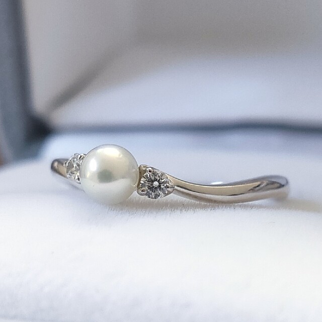 MIKIMOTO(ミキモト)のミキモト ダイヤモンド×ベビーパール リング K18WG 4.0mm 2.2g レディースのアクセサリー(リング(指輪))の商品写真