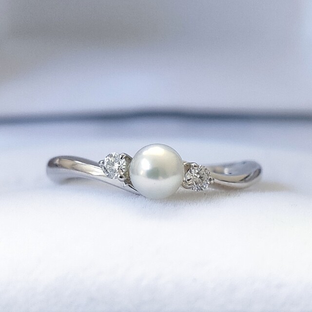 最新作通販 MIKIMOTO ミキモト ダイヤモンド×ベビーパール リング K18WG 4.0mm 2.7gの通販 by やどかり's  shop｜ミキモトならラクマ