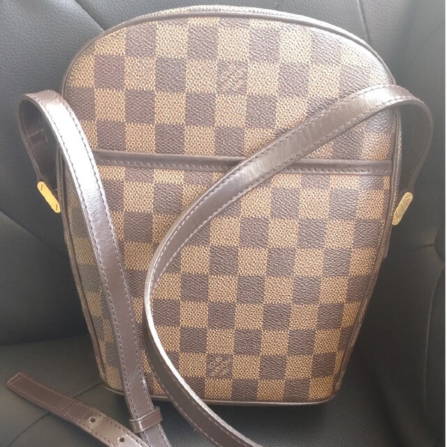 LOUIS VUITTON - ❣️ルイヴィトン ❣️PMショルダーバッグの通販 by