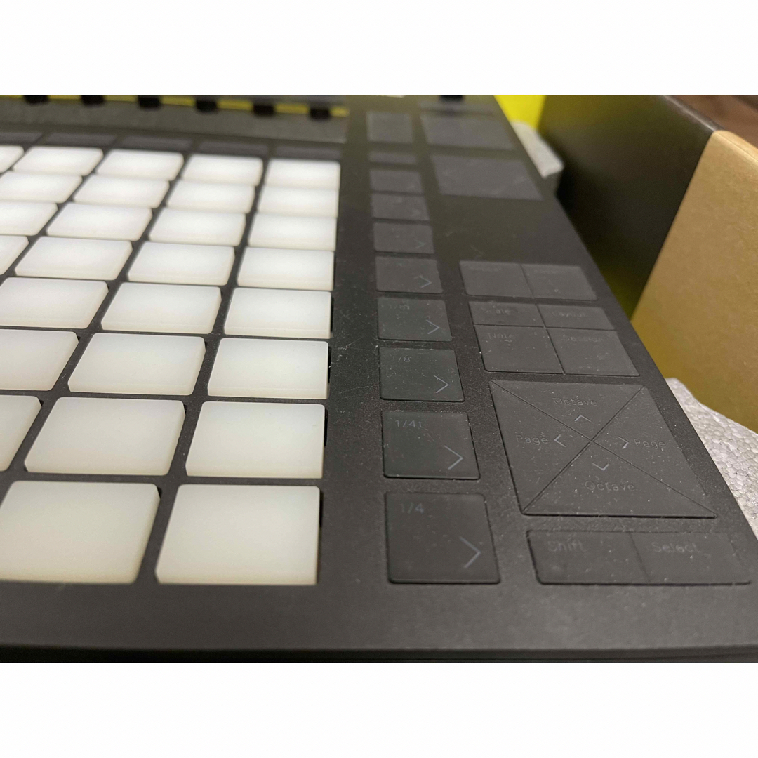 特別販売 ableton push2 midi コントローラー live - yankedesignstc.com
