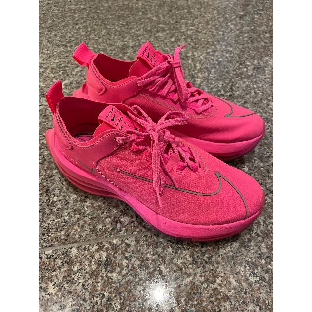 NIKE(ナイキ)のNIKE Zoom Double Stacked Pink blast　25cm レディースの靴/シューズ(スニーカー)の商品写真