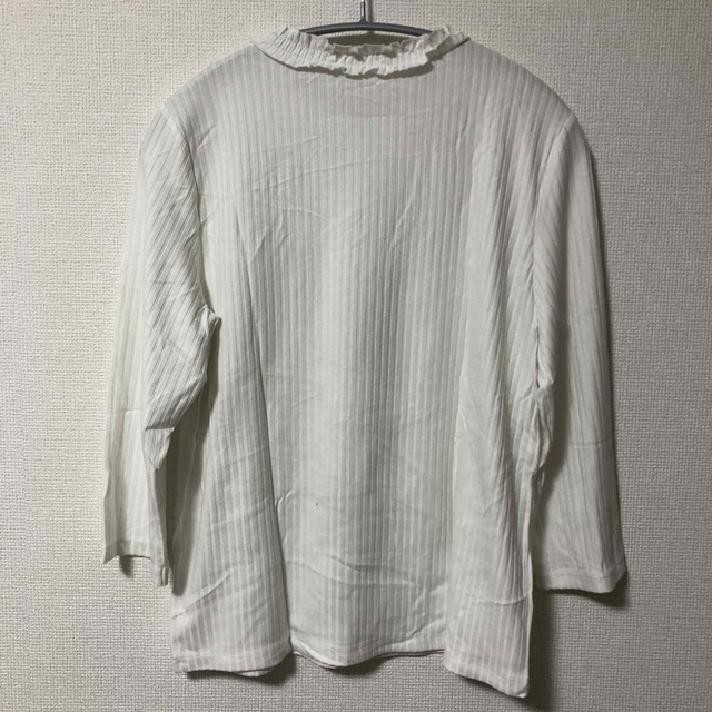 GU(ジーユー)のGU ジーユー　ホワイト　リブ　Tシャツ　七分袖　美品　レディース　XL フリル レディースのトップス(Tシャツ(長袖/七分))の商品写真
