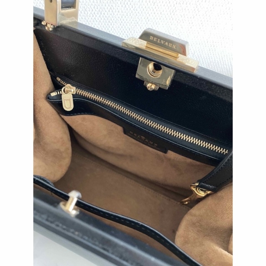【お値下げです】Delvaux バッグ レディースのバッグ(ハンドバッグ)の商品写真