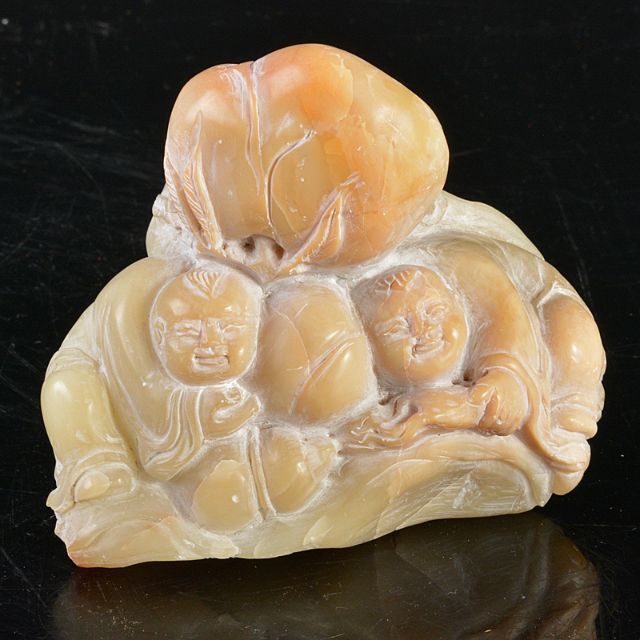 い出のひと時に、とびきりのおしゃれを！ 中国 玉石寿山石彫刻 唐子桃