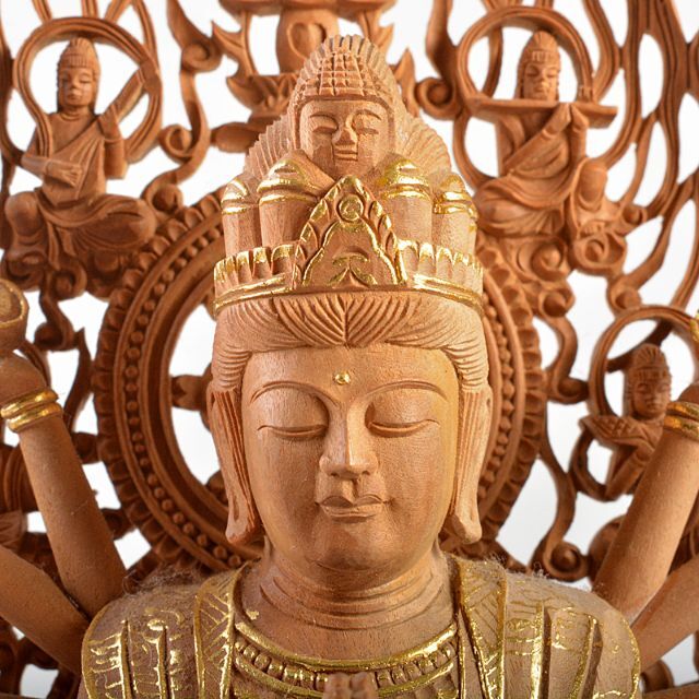 仏教美術 松園大龍作 白檀彫刻 千手観音菩薩像 仏像 置物 共箱 U 仏教美術 松園大龍作 白檀彫刻 千手観音菩薩像 仏像 置物 共箱 U