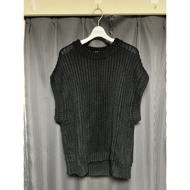 COMOLI(コモリ)のcristaseya  Linen Ribbed 3yarns Gilet メンズのトップス(ニット/セーター)の商品写真