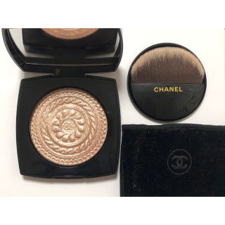 シャネル(CHANEL)のホリデー限定 CHANEL フェイスパウダー メタルピーチ(フェイスパウダー)