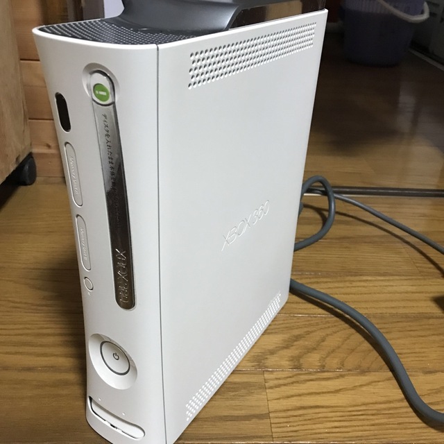 Xbox360(エックスボックス360)のMicrosoft Xbox360 XBOX 360 エンタメ/ホビーのゲームソフト/ゲーム機本体(家庭用ゲーム機本体)の商品写真