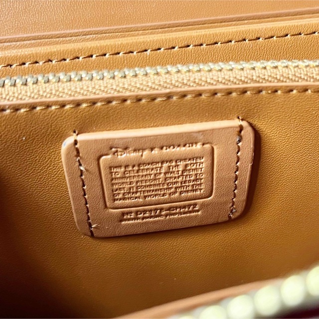 COACH(コーチ)の【DISNEY X COACH】アコーディオン ジップ ウォレット ミニーマウス レディースのファッション小物(財布)の商品写真