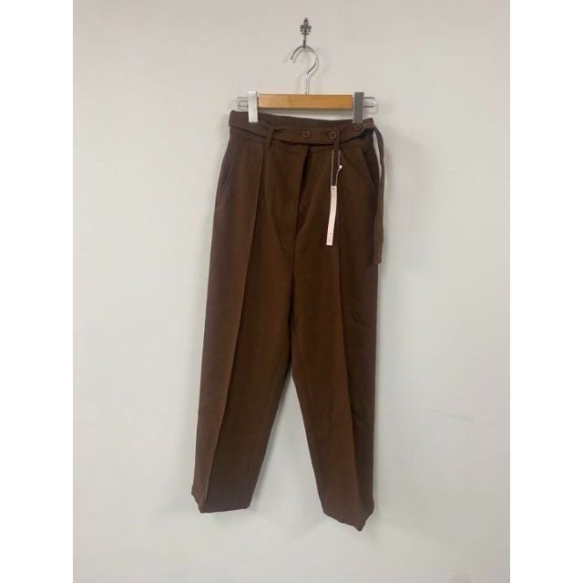 【新品タグ付き】color pin tuck straight pants レディースのパンツ(クロップドパンツ)の商品写真