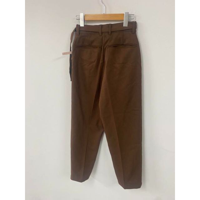 【新品タグ付き】color pin tuck straight pants レディースのパンツ(クロップドパンツ)の商品写真