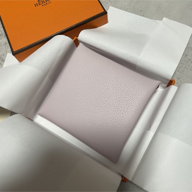 Hermes(エルメス)の新品エルメスHERMES小銭入れ♡バスティア モーヴパール シルバー金具 ピンク レディースのファッション小物(コインケース)の商品写真