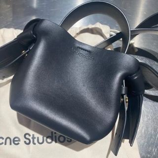 美品】Acne Studios MUSUBI ミニショルダーバッグの通販 by 櫻田 雄's