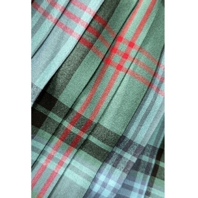 Yorkland(ヨークランド)のヨークランドで購入　キルトスカート　グリーン系　春夏物　GLENNEVIS レディースのスカート(ロングスカート)の商品写真