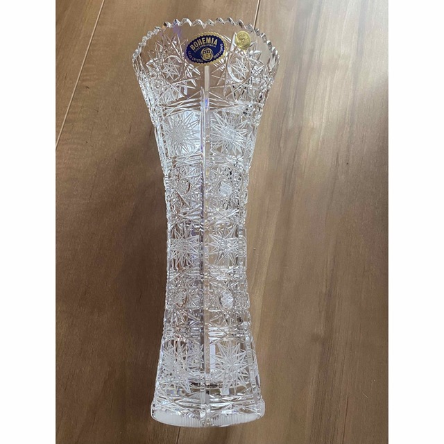 販売店舗限定 ボヘミアンクリスタル 乳白色緑地 フラワーベース 24cm
