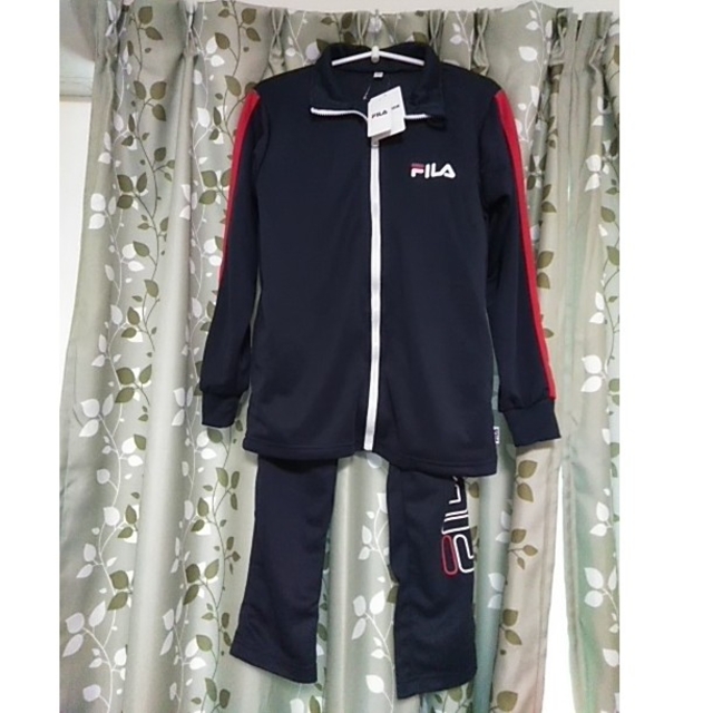 【新品 未使用】FILA ジャージ トレーニングウェア 長袖上下セット 160 | フリマアプリ ラクマ