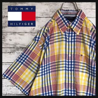 トミーヒルフィガー(TOMMY HILFIGER)の【マルチカラー】トミーヒルフィガー　刺繍ロゴ入り半袖チェックシャツ　E371(シャツ)