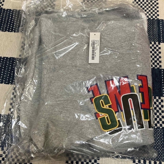 希少サイズ　supreme stacked crewneck