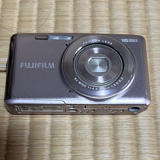 富士フイルム(フジフイルム)のFUJIFILM Finepix JX700 16M ユーズド スマホ/家電/カメラのカメラ(コンパクトデジタルカメラ)の商品写真