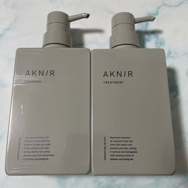 アクニー AKNIR シャンプー 300ml トリートメント 300g